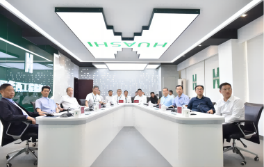 蔣錫培拜會(huì)四川華西集團(tuán)黨委書記、董事長楊斌